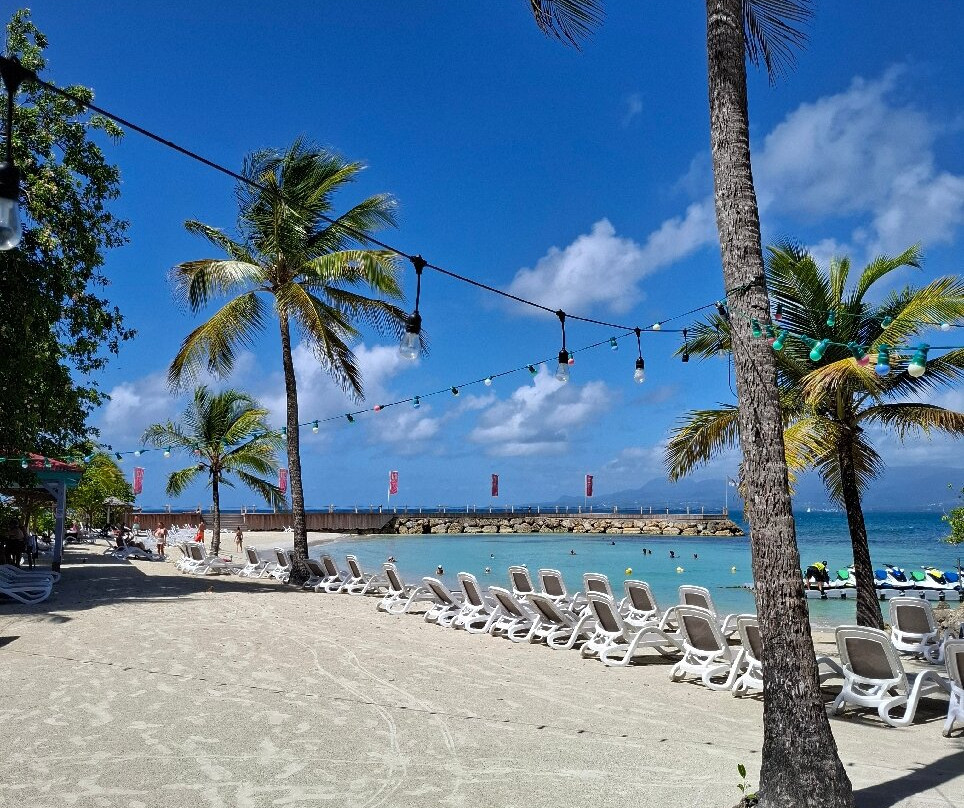 Mahogany Hotel Residence and Spa主图