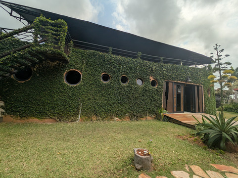 Tourpedia Travel-阿克拉必去景点