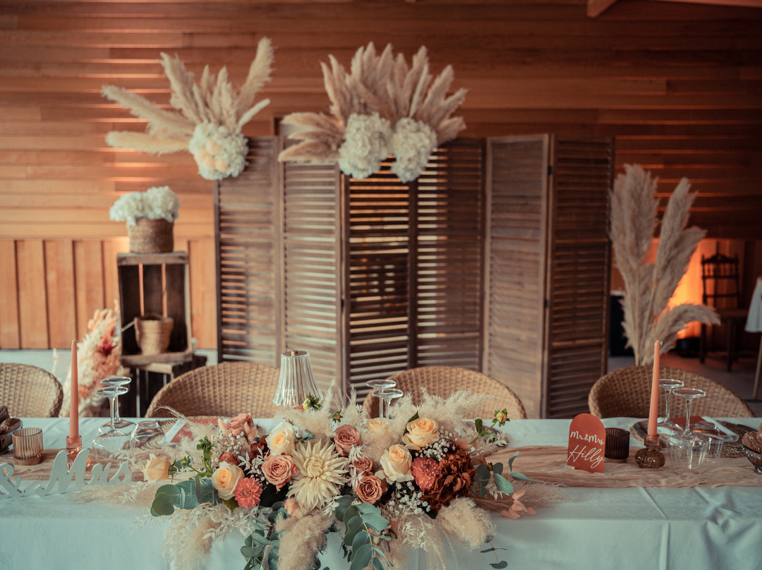 Le Manoir des Cedres主图