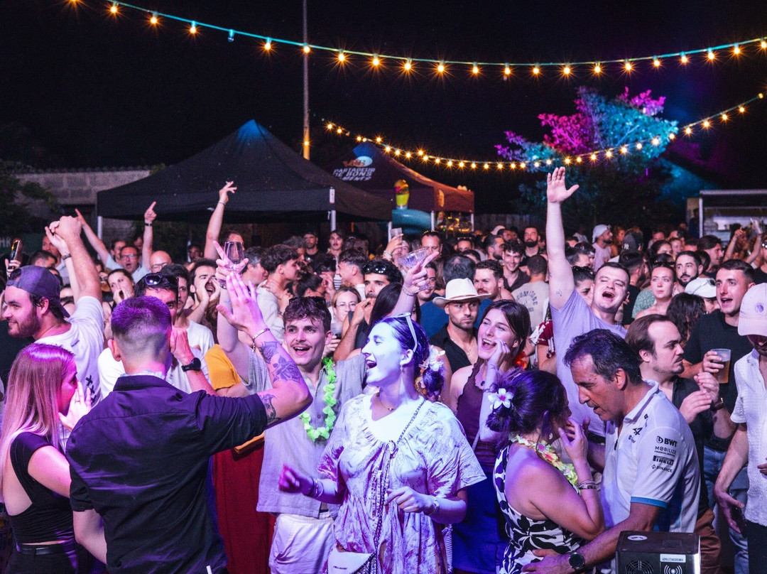 V and B Merignac-Merignac必去景点