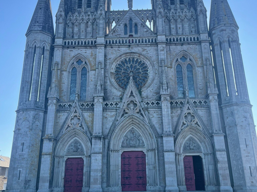 Basilique Saint-Gervais d'Avranches-阿夫朗什必去景点