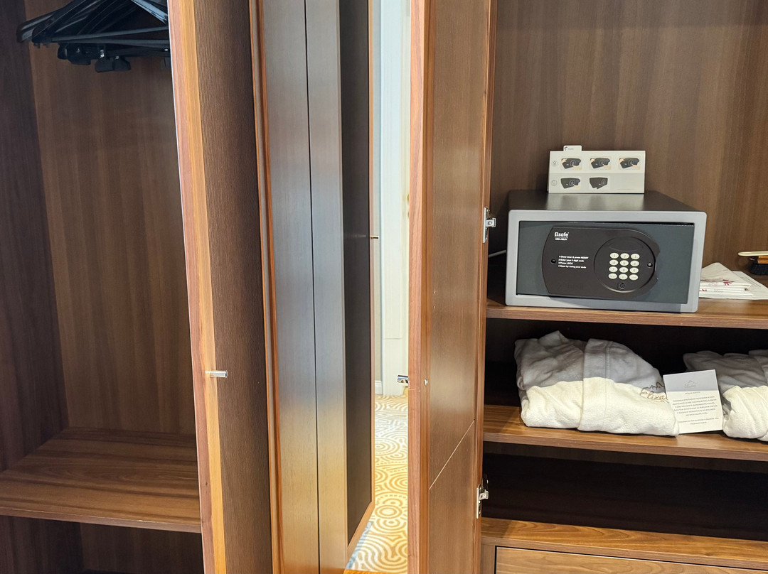 Hotel Elizabeth主图