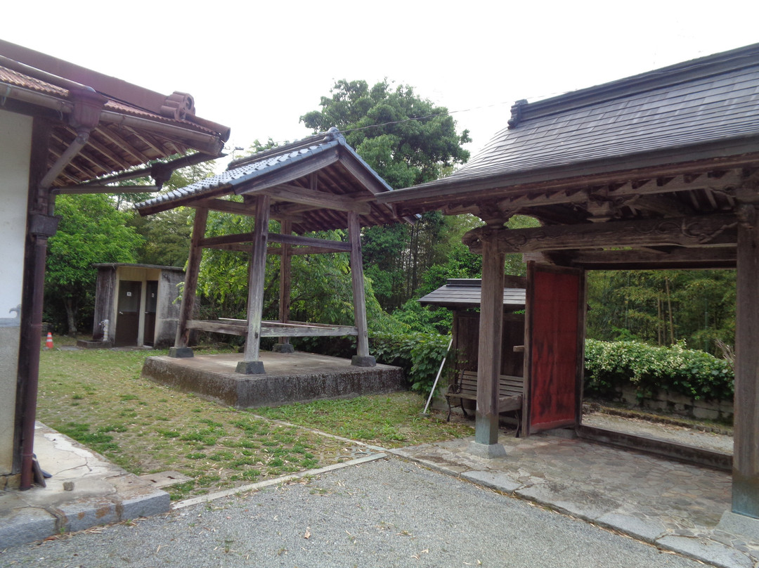 Nitsukei-ji Temple