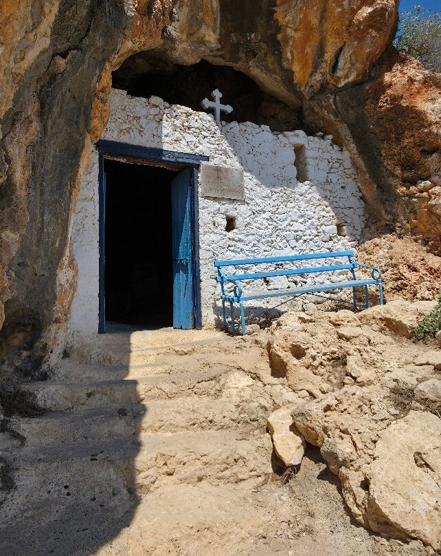 Agioi Saranta Cave Church-普它肋斯必去景点