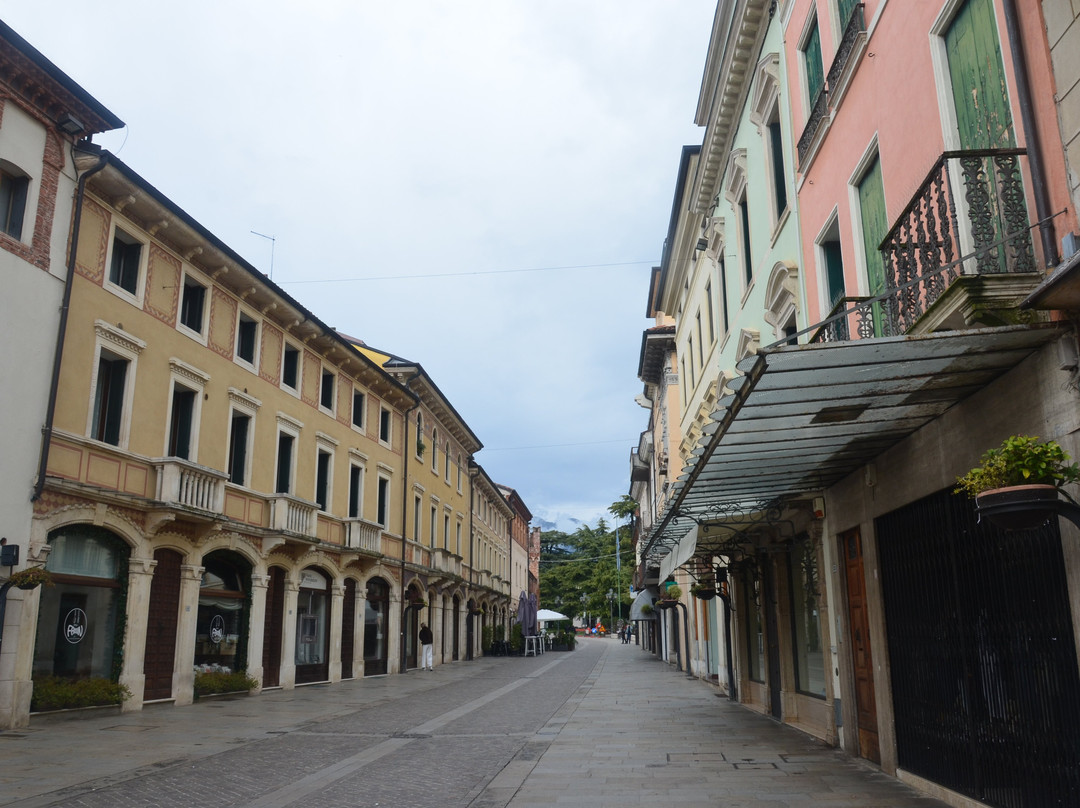 Corso Giuseppe Garibaldi A Thiene