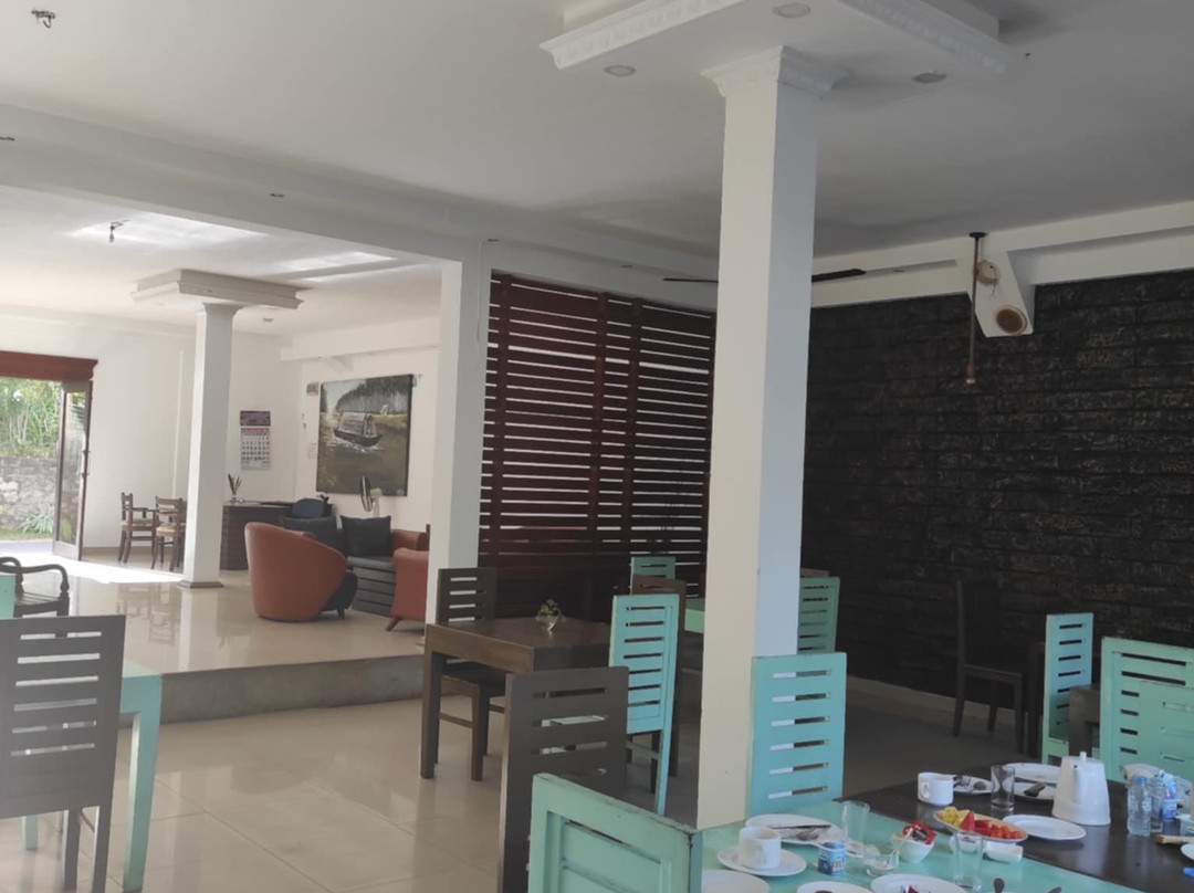 夏季侧住宅酒店主图