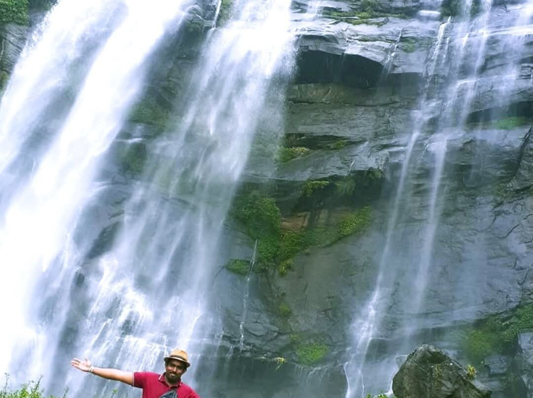 Bomburu Ella Waterfall-奴娃拉伊利雅必去景点