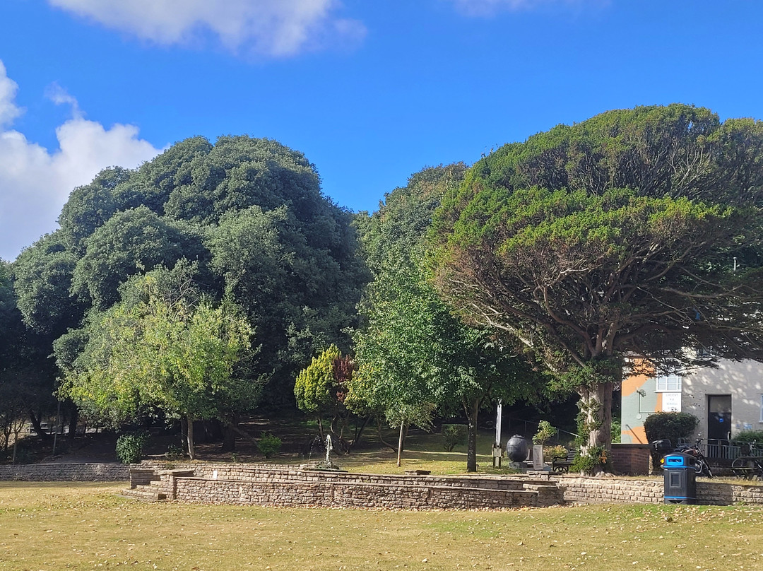 Sparrow’s Nest & Gardens-洛斯托夫特瓷必去景点