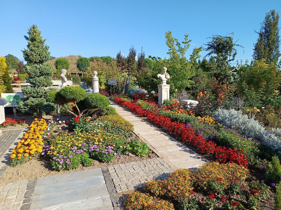 Theme Gardens Hortulus-Dobrzyca必去景点