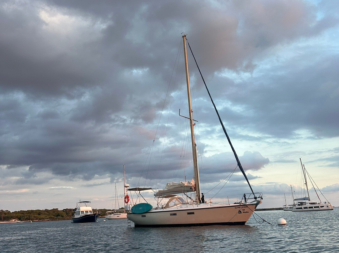 SV Niobe Sailboat Charter-Colonia de Sant Jordi必去景点