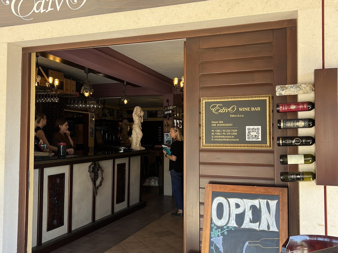 Edivo Wine Bar-Drace必去景点