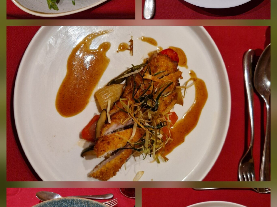 瓦尔德克酒店主图