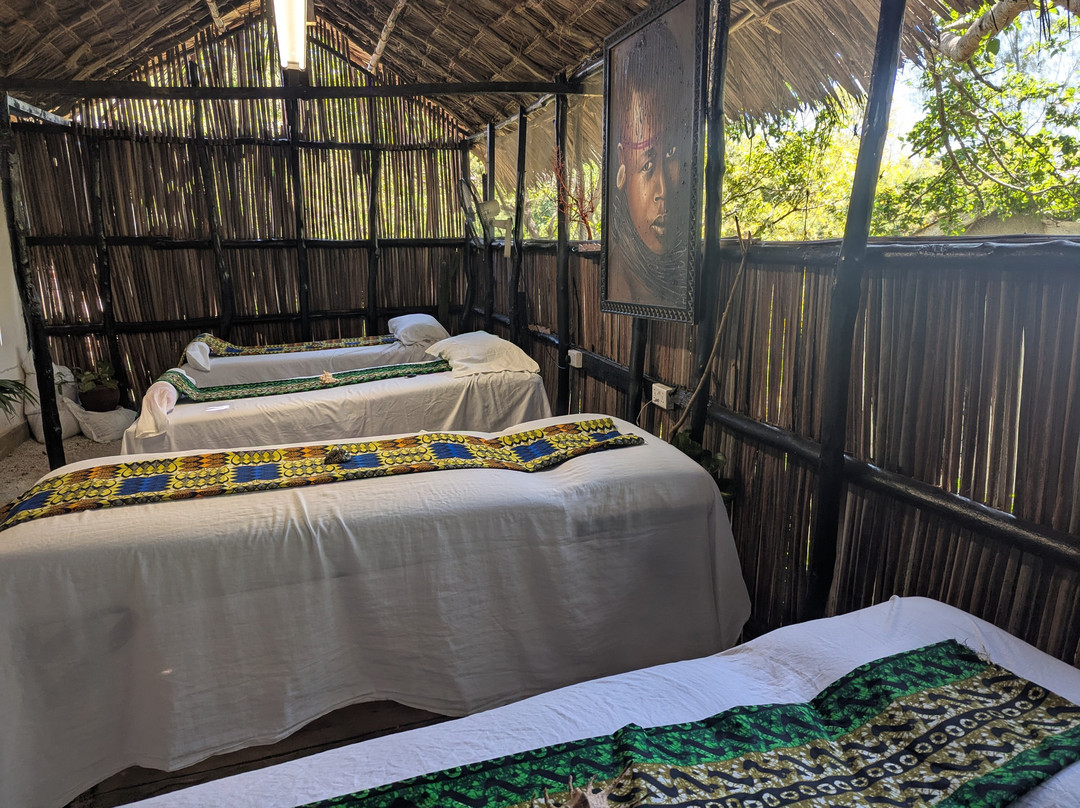 Zidis Kuzuri Spa Diani-迪亚尼必去景点