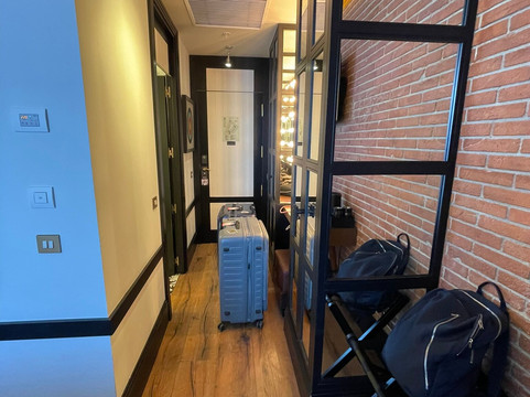 只有你阿托查酒店主图