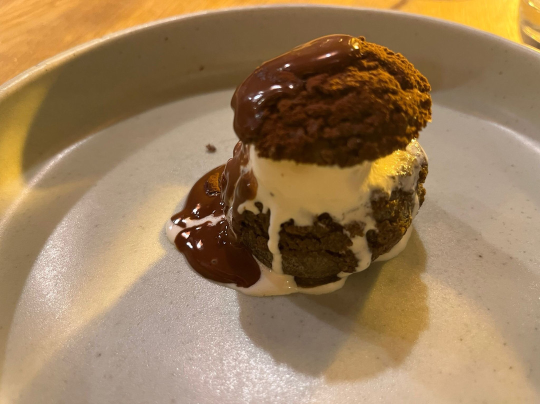 Le Petit Basson, Bistro De Jardin