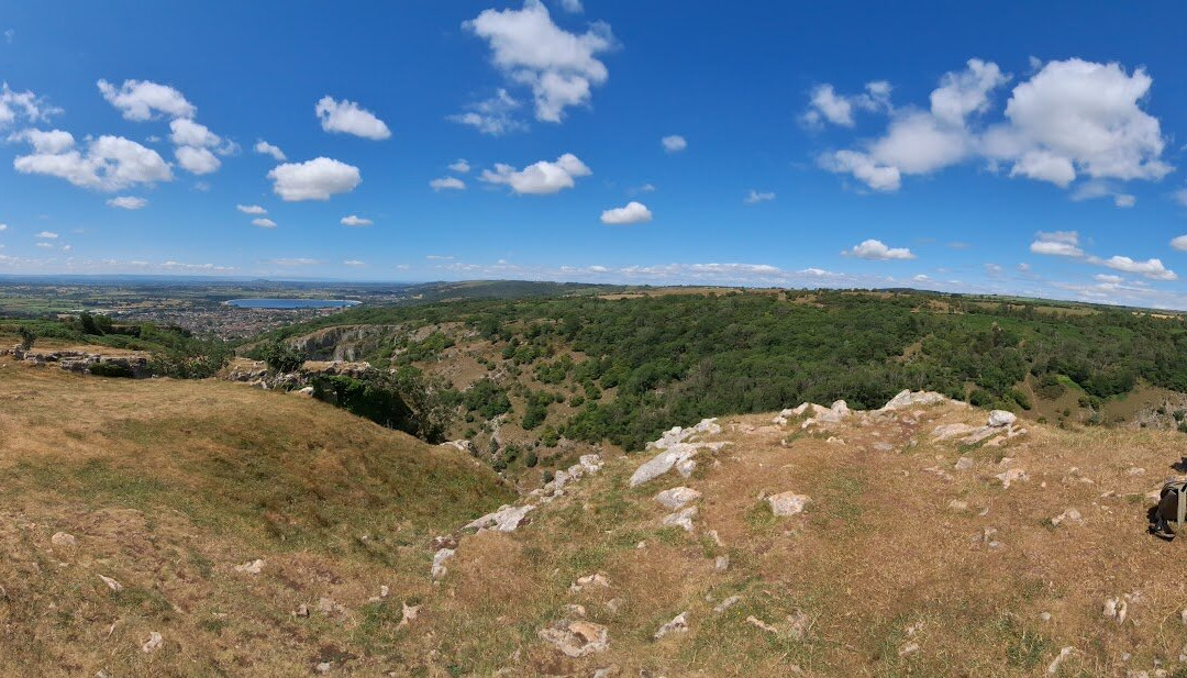 Cheddar Gorge-Cheddar必去景点