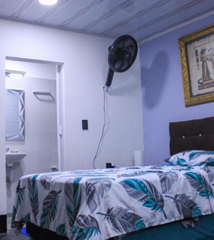 Hostal Queens Deluxe