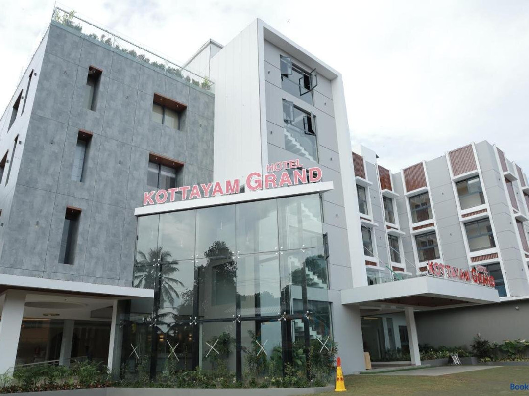Kothanalloor酒店住宿-Hotel Kottayam Grand