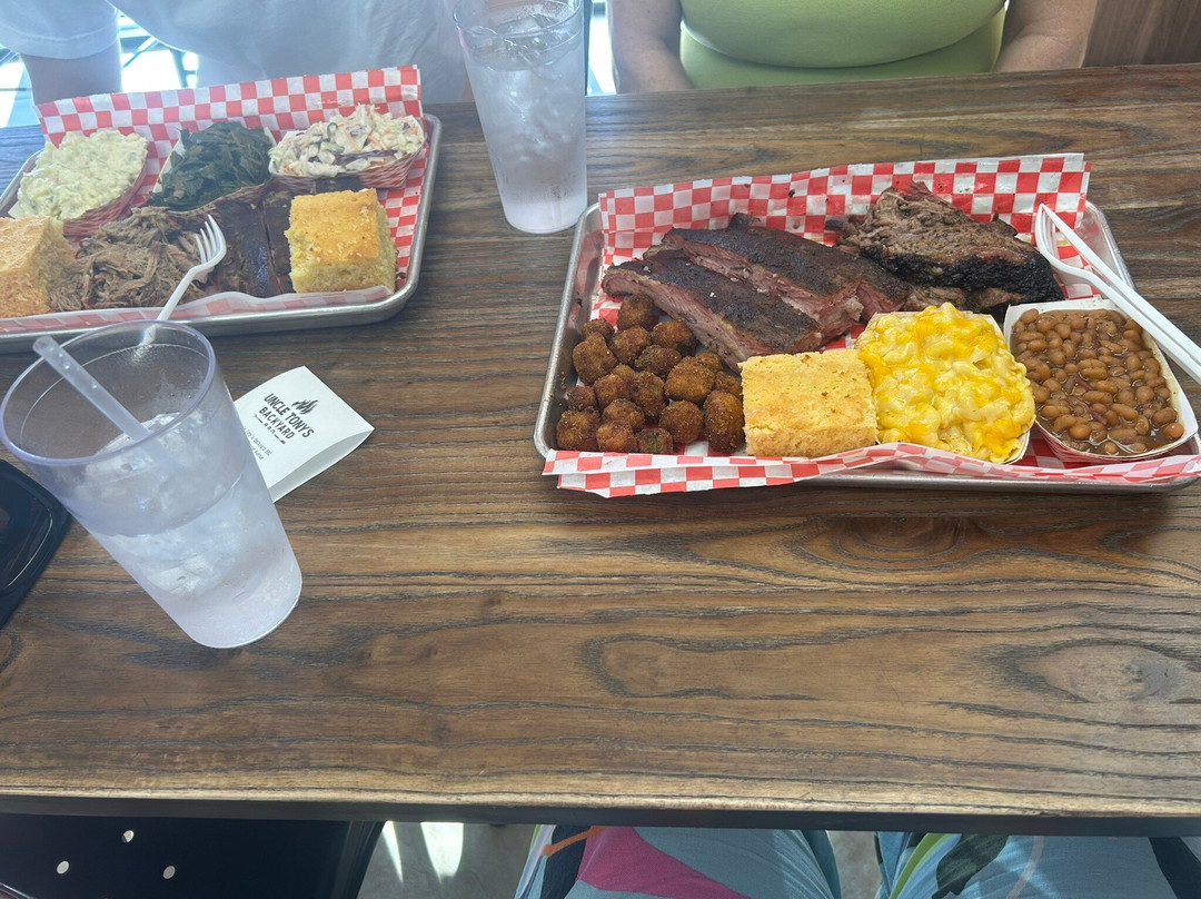 Uncle Tony's Backyard BBQ Orlando