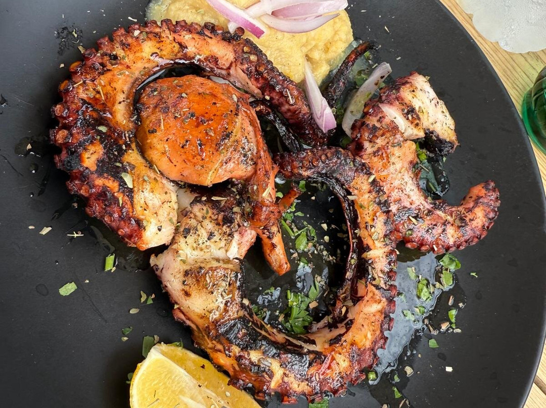 Spilies Beach-Lavris必去景点