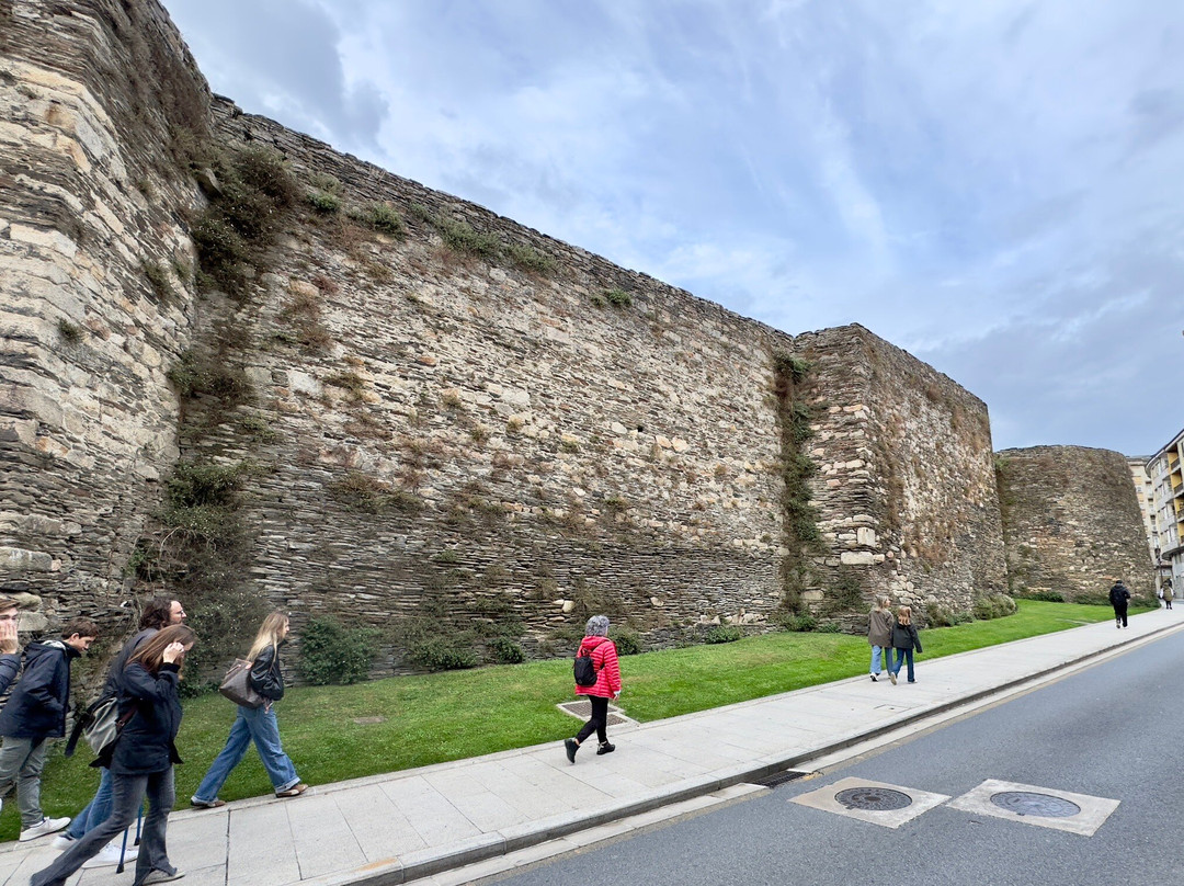 卢戈城墙-卢戈省必去景点