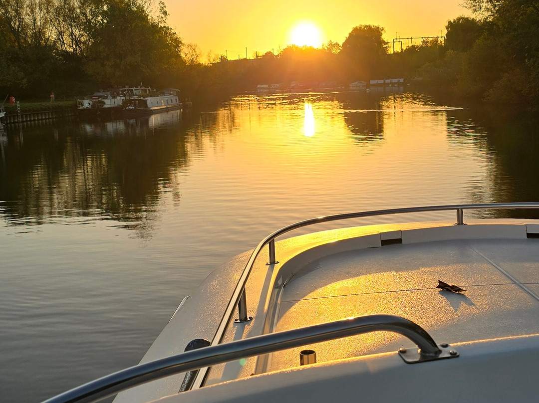 Le Boat - Benson-Benson必去景点