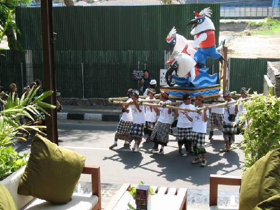 巴厘维拉酒店主图