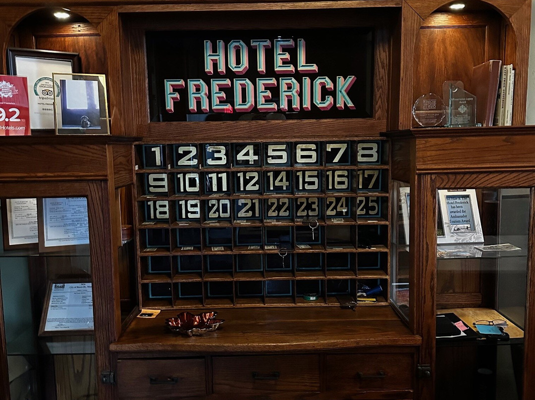 Hotel Frederick主图
