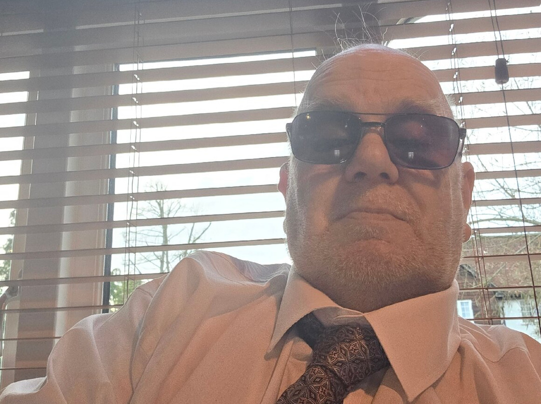 普瑞米尔哈洛酒店主图