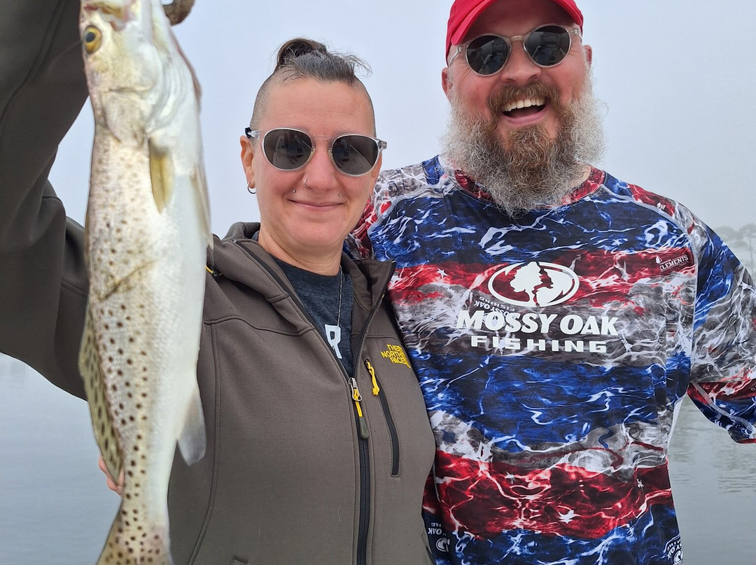 Lucky Chucky Charters-纳瓦拉必去景点