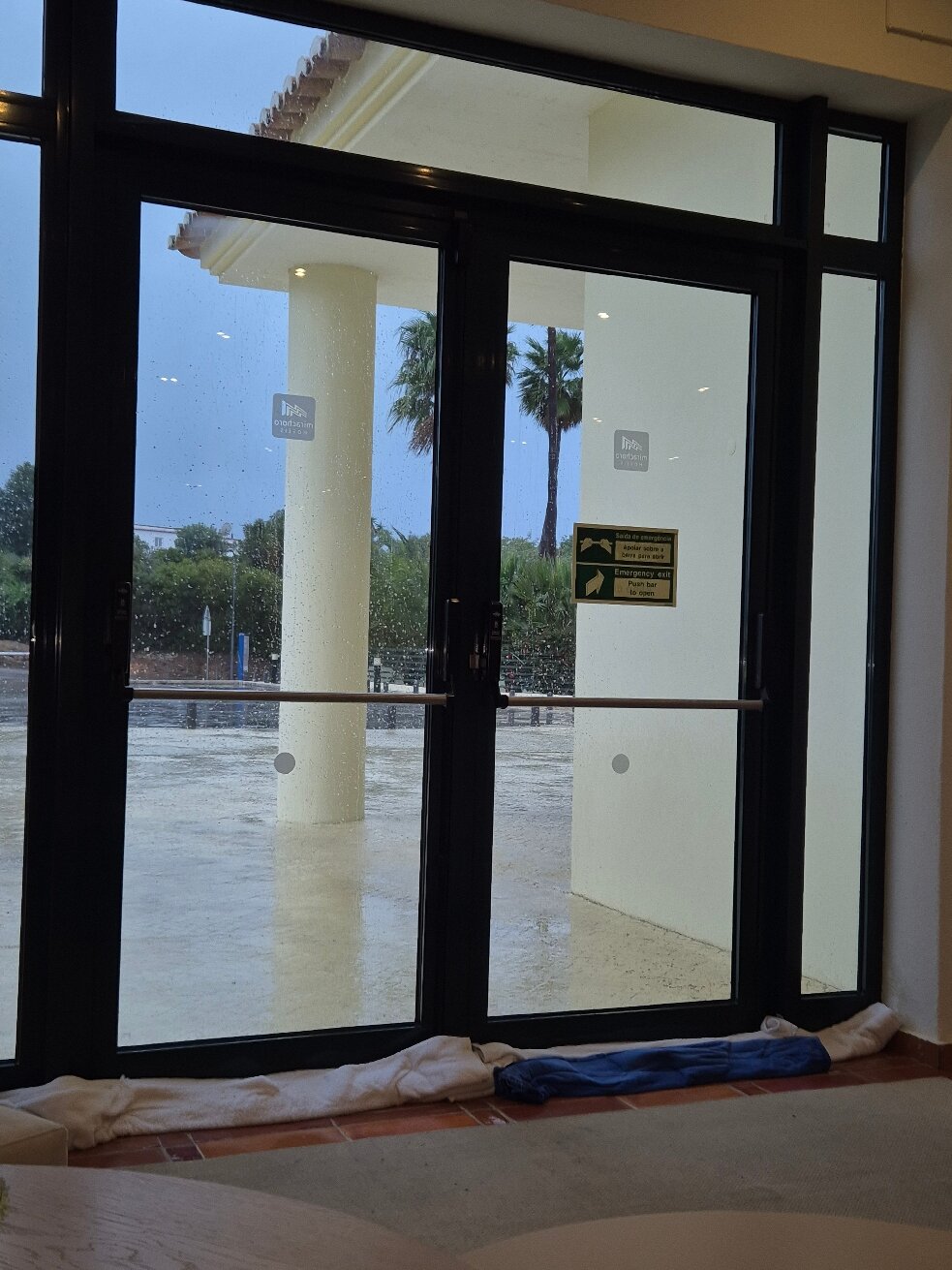 普拉亚蜜瑞克罗酒店-官方