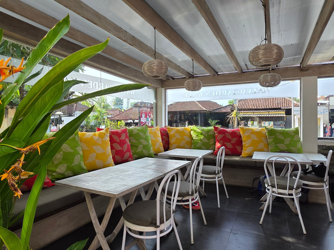 水上花园酒店主图