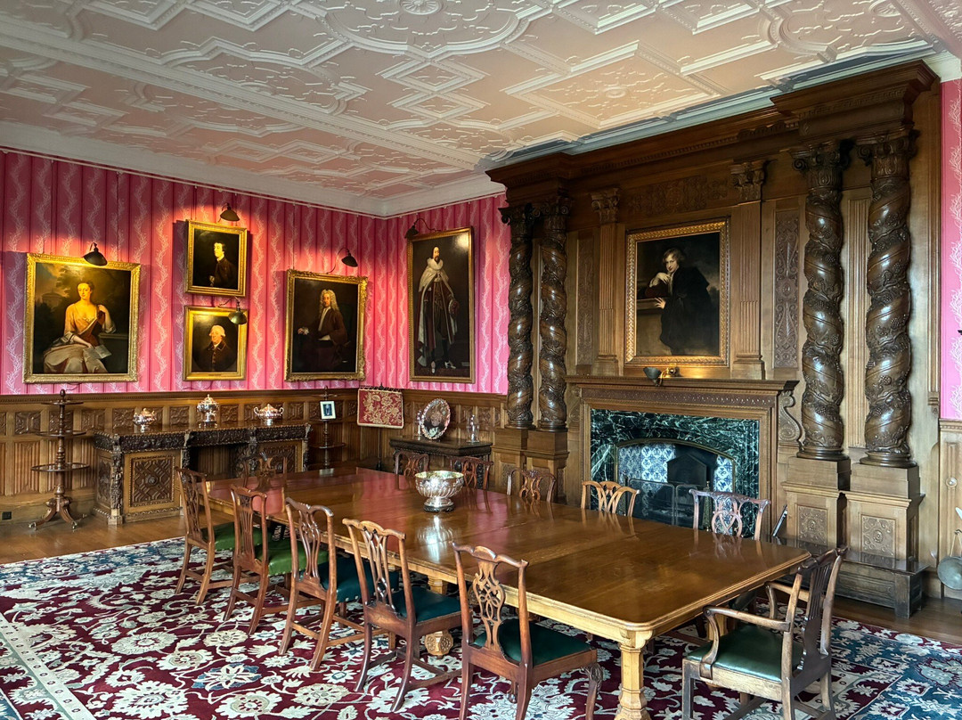 Holker Hall and Gardens-Grange-over-Sands必去景点