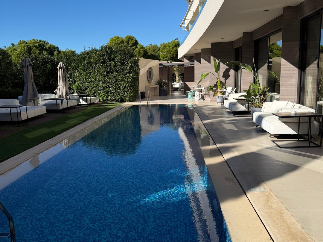 Somewhere Boutique Hotel Vouliagmeni主图
