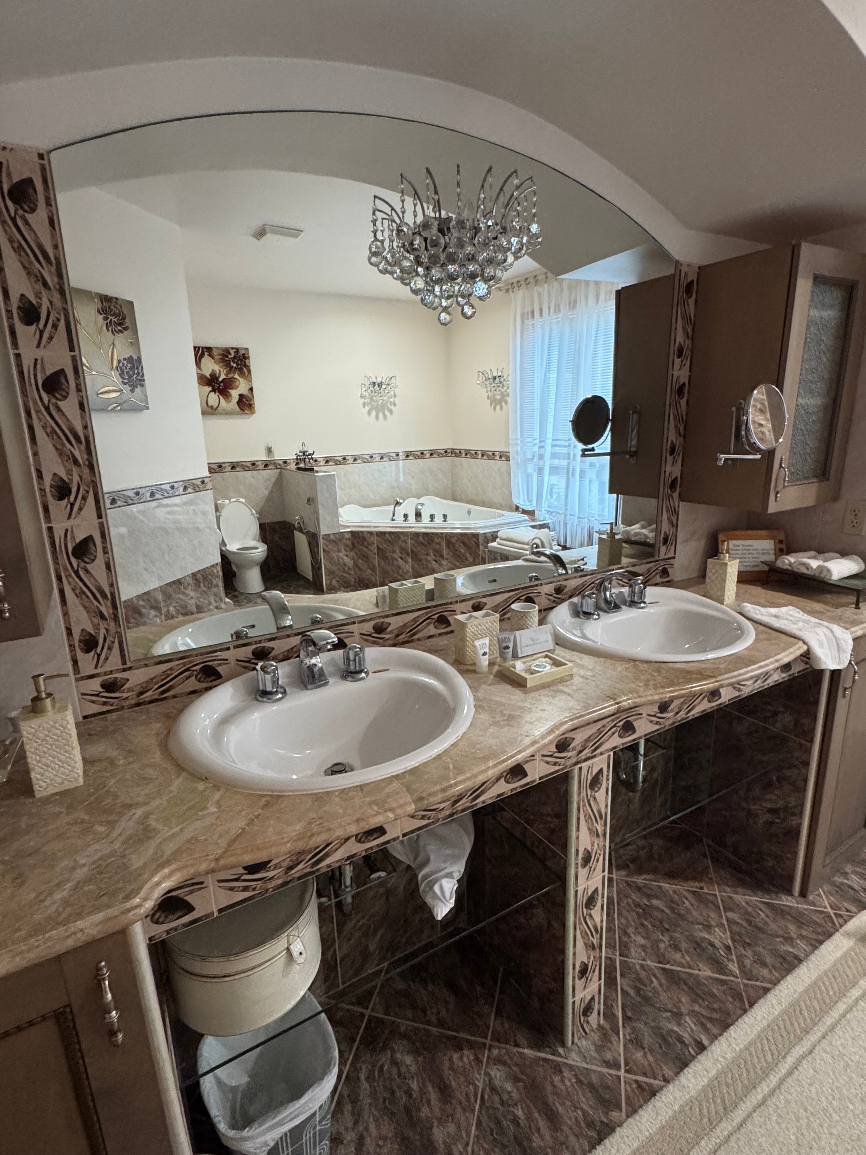 Cherry Valley Manor-官方