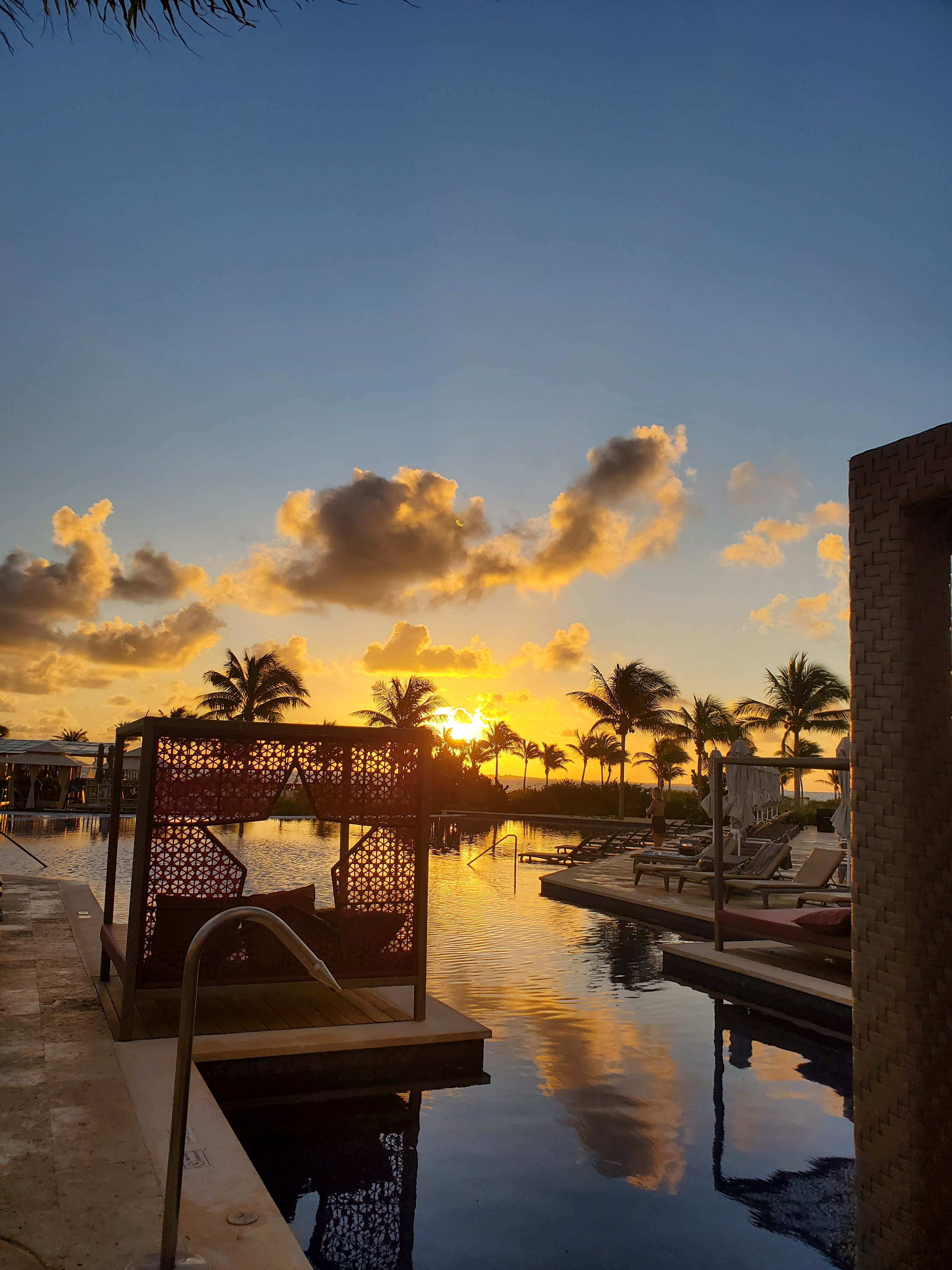 Planet Hollywood Cancun Adult Scene by Royalton, An Autograph Collection-泳池