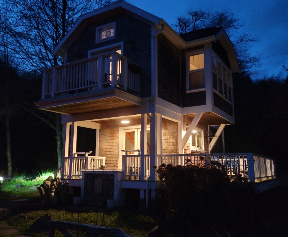 Baker Bay Retreat主图