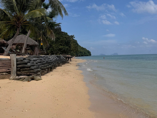 爱岛可可小屋主图