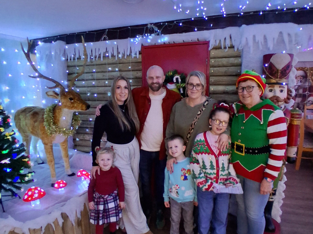 Hayrack Church Farm-Thornton-le-Moors必去景点