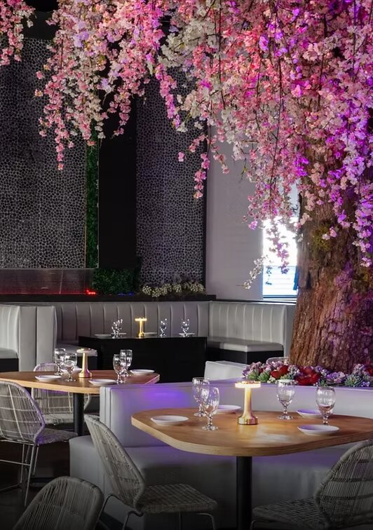 Kekoon Restaurant & Lounge