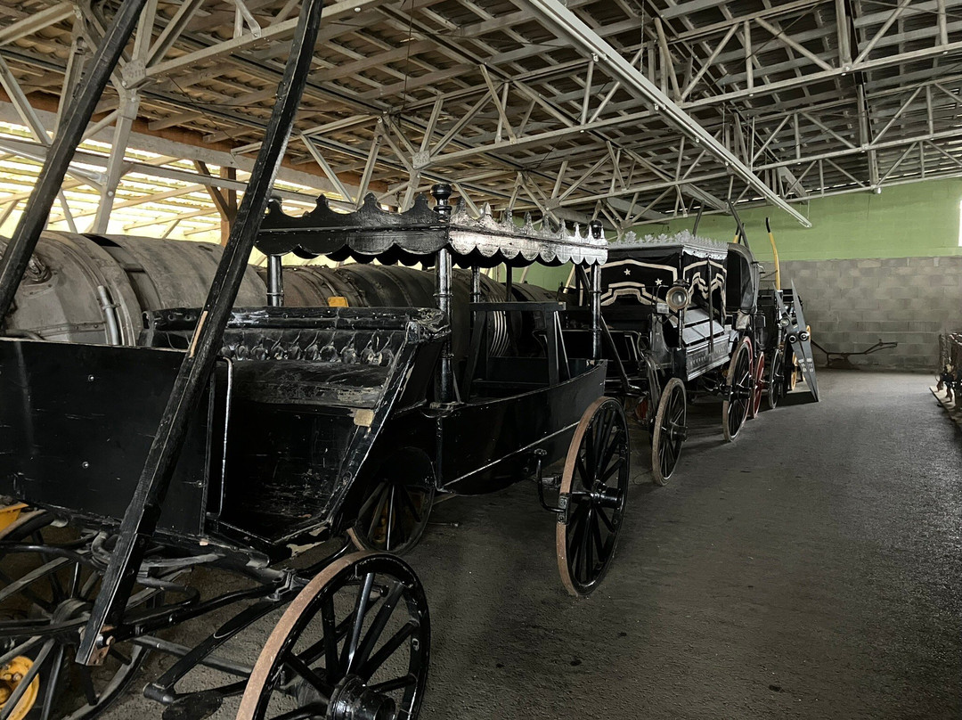 萨维尼-勒勃恩城堡-Savigny-les-Beaune必去景点