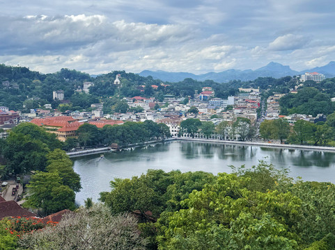 Lanka Lux Tours-Meegoda必去景点