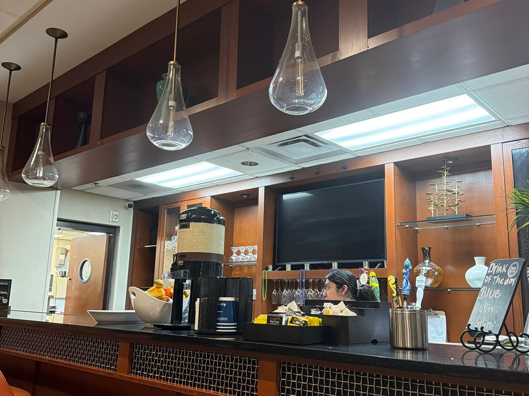 Four Points by Sheraton Raleigh Durham Airport主图