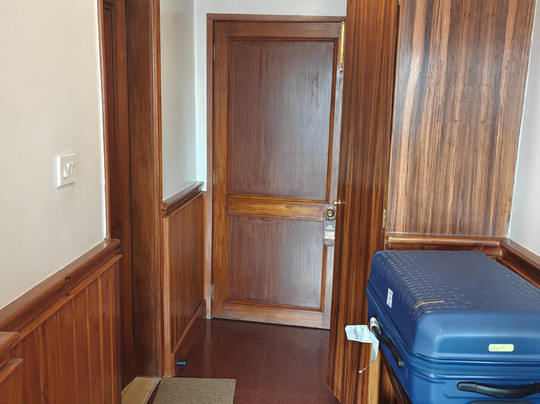 The Centre Point主图