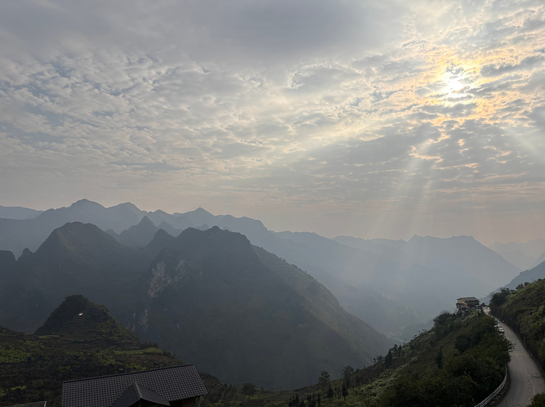 Ha Giang Loop Tour by Mama's Homestay-Dong Van必去景点