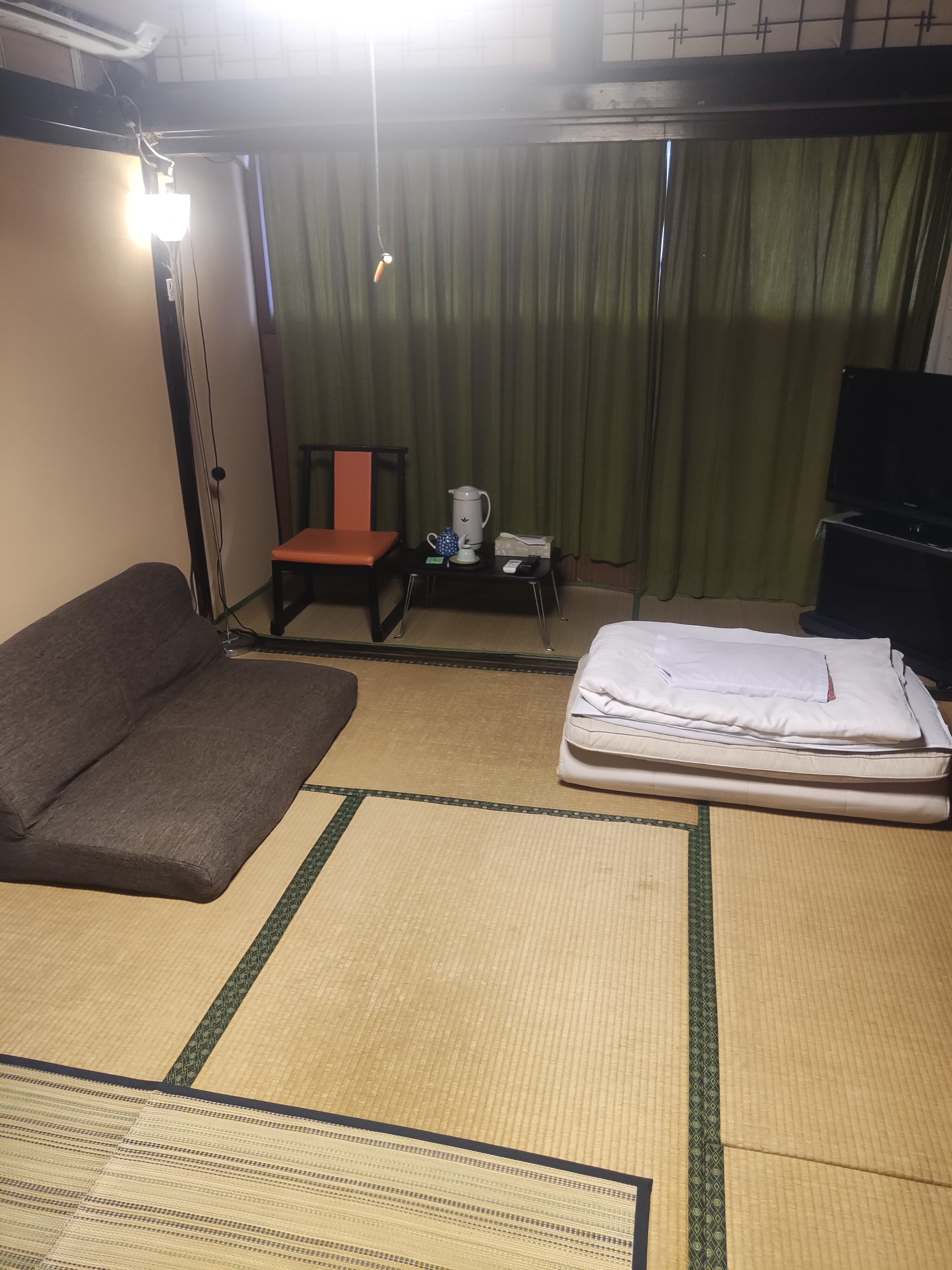 托巴亚旅馆-客卧