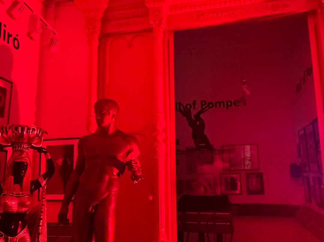 Eros Cabaret Show-巴塞罗那必去景点