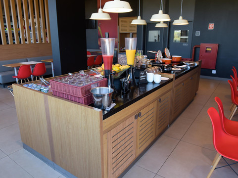 宜必思塔图酒店主图