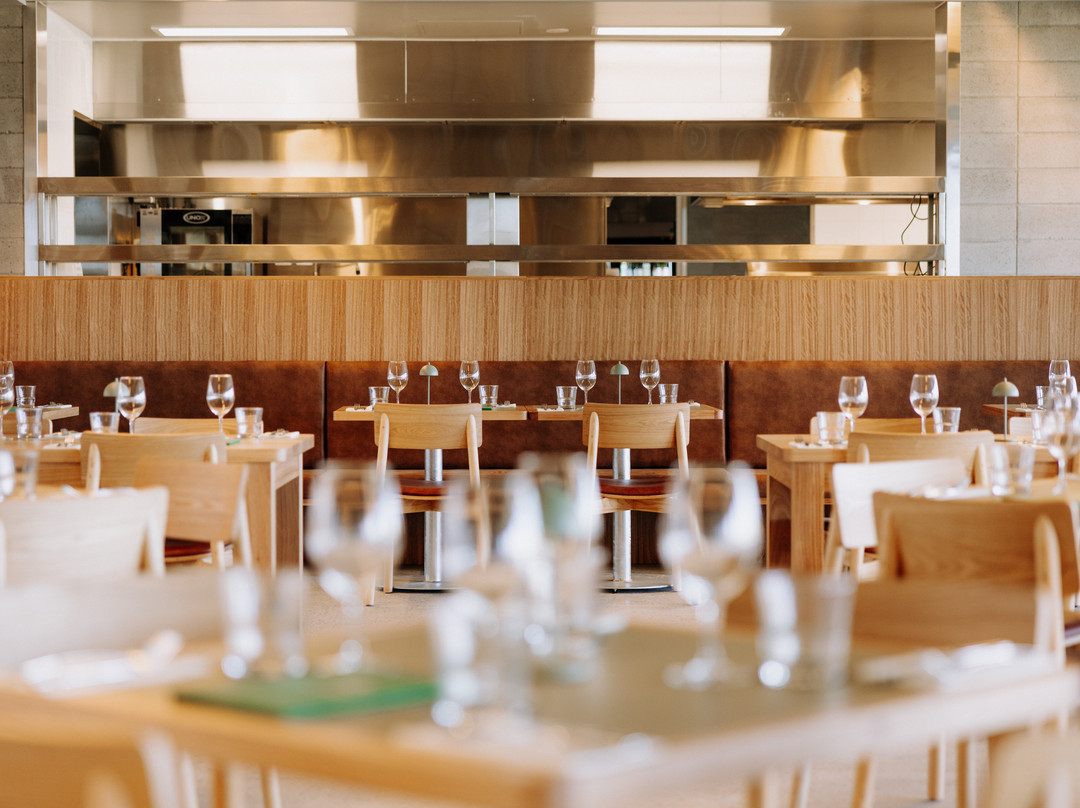 4 Pines Landers Pocket