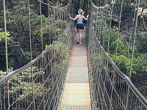 Maleku Tours-利比里亚必去景点